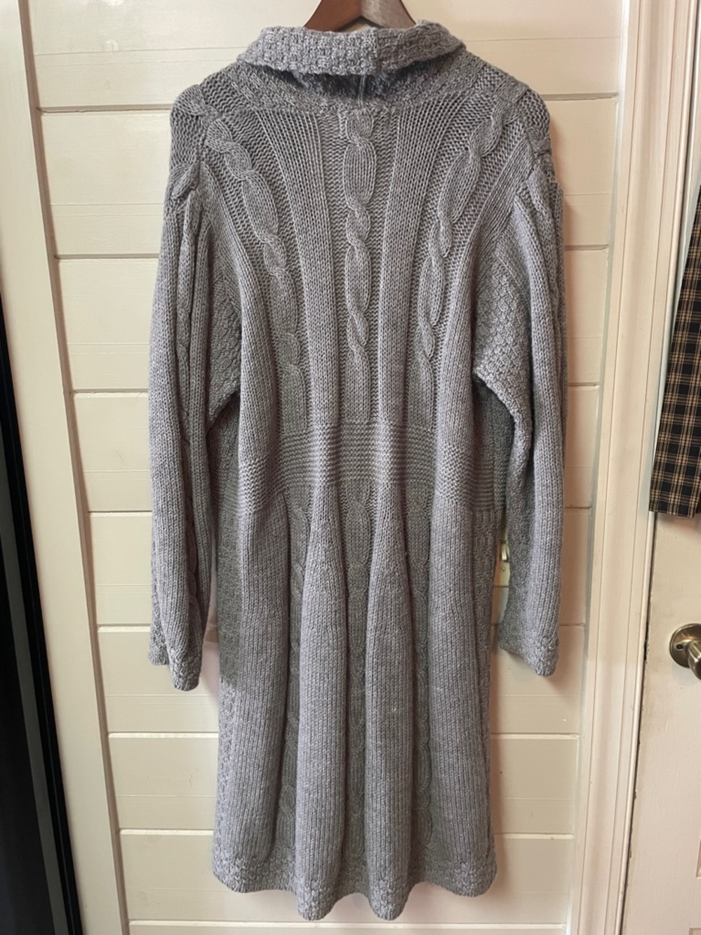 Aran Crafts Ireland Merino Wool Long Cable Knit Cardigan Sweater Gray Size XL - Picture 3 of 6